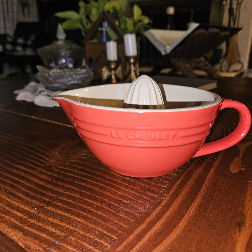 Le Creuset Juicer